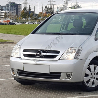 Передний бампер в цвет кузова Opel Meriva 1 (2003-2009)